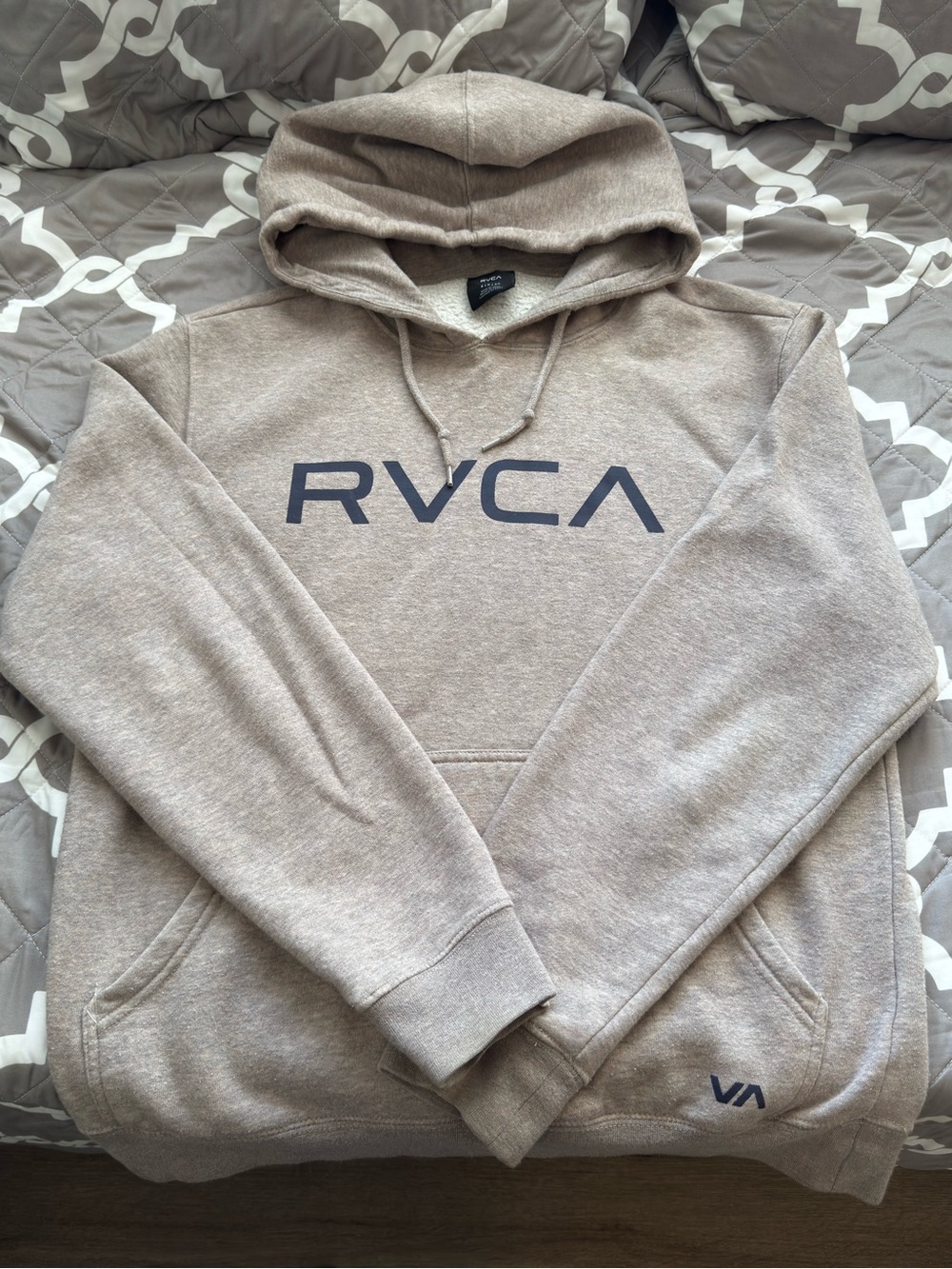 RVCA Men’s Hoodie in Taupe with Navy Logo
